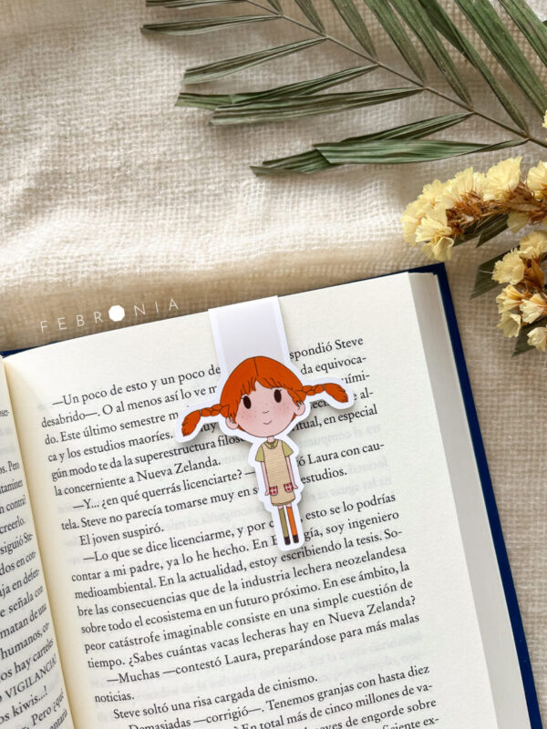 Niña pelirroja